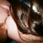 Der kysses under bordet