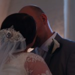 Der kysses for første gangs som mand & kone