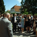 Der kastes med fuglefrø