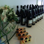 Buketten, engangkamera og rødvin